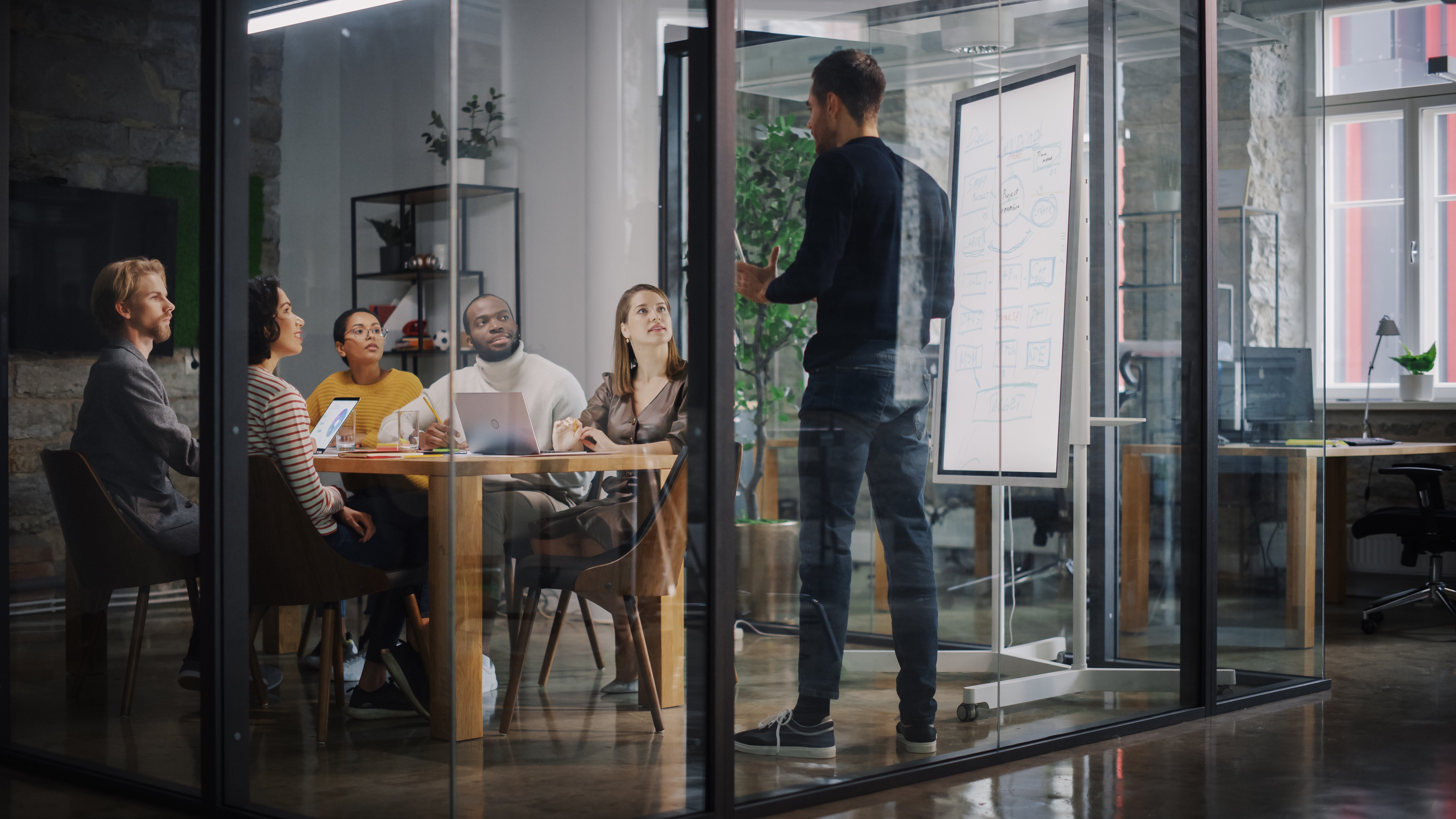 shutterstock_1920970961